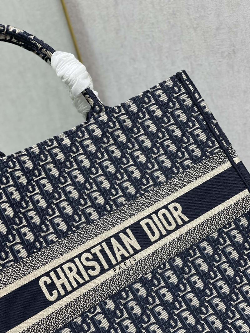 Dior Shopping Bags